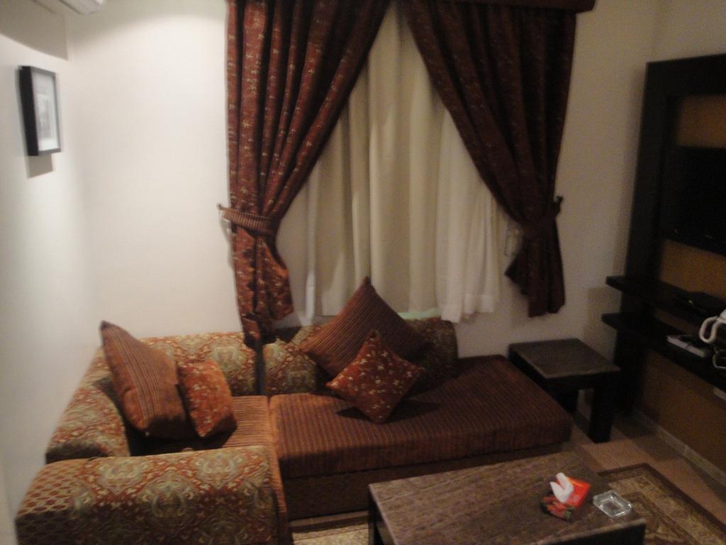 Jenan Al Malaz Hotel Apartments Riaad Kamer foto